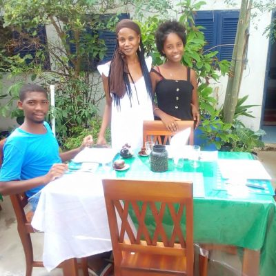 mariama serves authentic creole and gambian food at loja bert restaurante in morro on ilha do maio