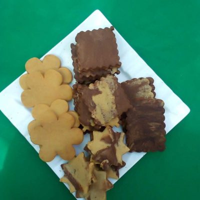 star and flower shaped chocolate biscuits handmade by mariama in morro ilha do maio