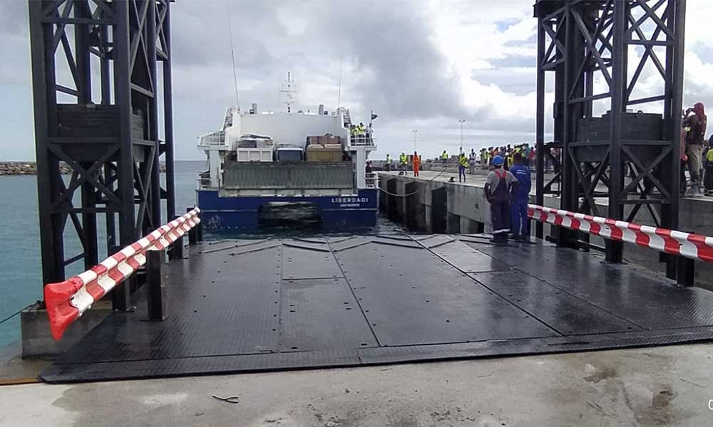 porto maio receives cv interilhas liberdadi to test new the roll on roll off ramp