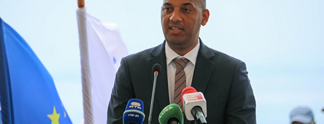 the chairman of the board of directors of enapor, irineu camacho, announced today that enapor has in its portfolio the construction of a third generation maritime station for the island of maio.